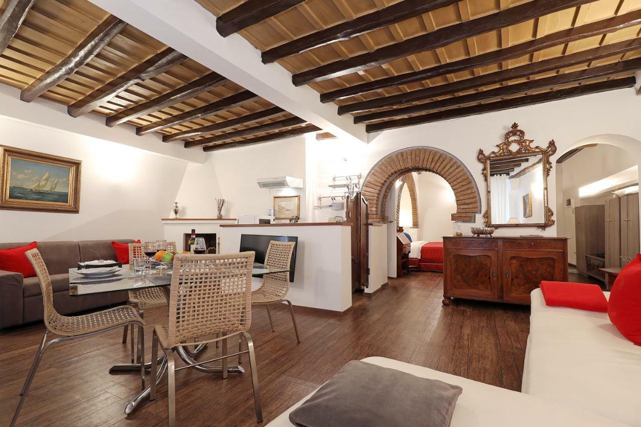 Suite Apartment Termini Colosseum Rome Extérieur photo